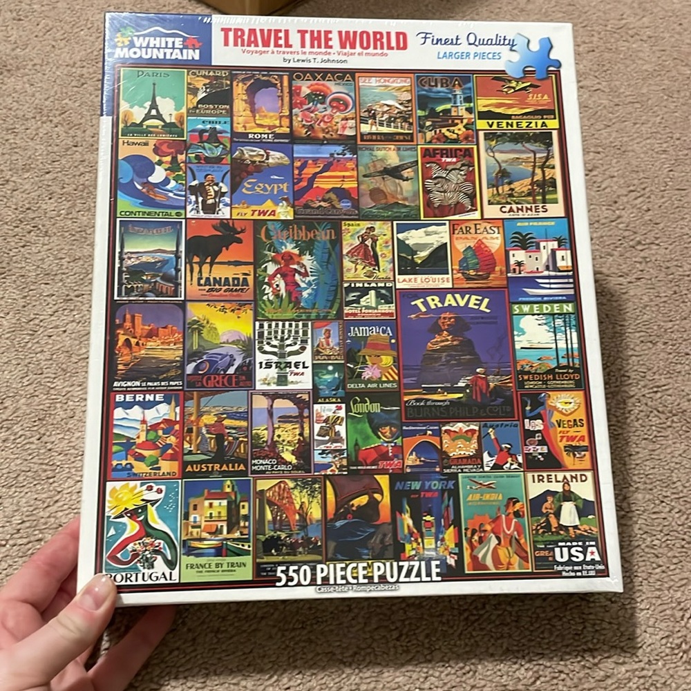 White Mountain 550 piece puzzle. “Travel the World” New